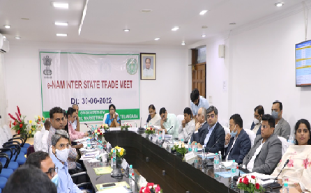 Dr.N.Vijaya Lakshmi Joint Secretary Marketing, Department of Agriculture and MD SFAC reviewed performance of e-NAM & Inter state trade- 3/4